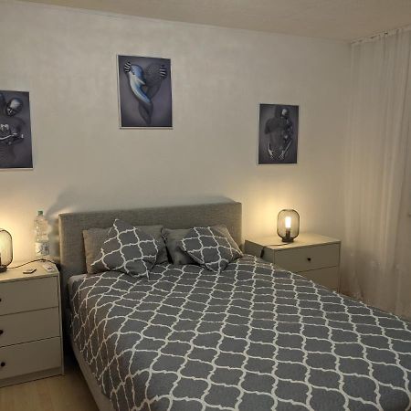 Ferienwohnung Ela Bexbach Bagian luar foto