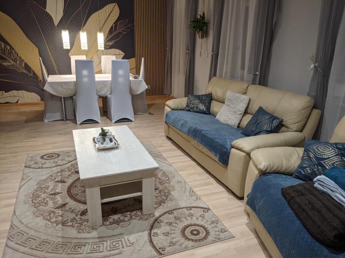 Ferienwohnung Ela Bexbach Bagian luar foto