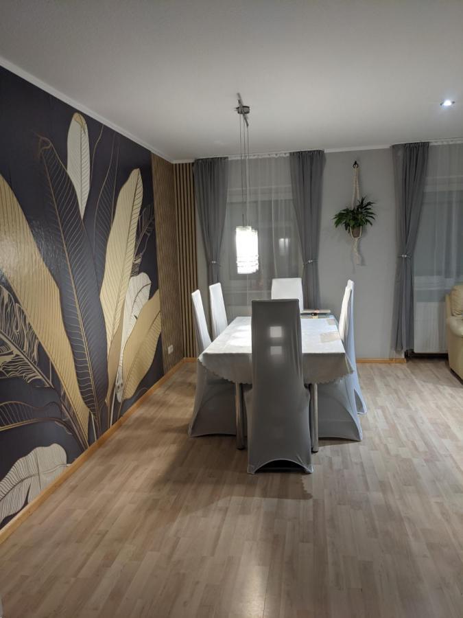 Ferienwohnung Ela Bexbach Bagian luar foto